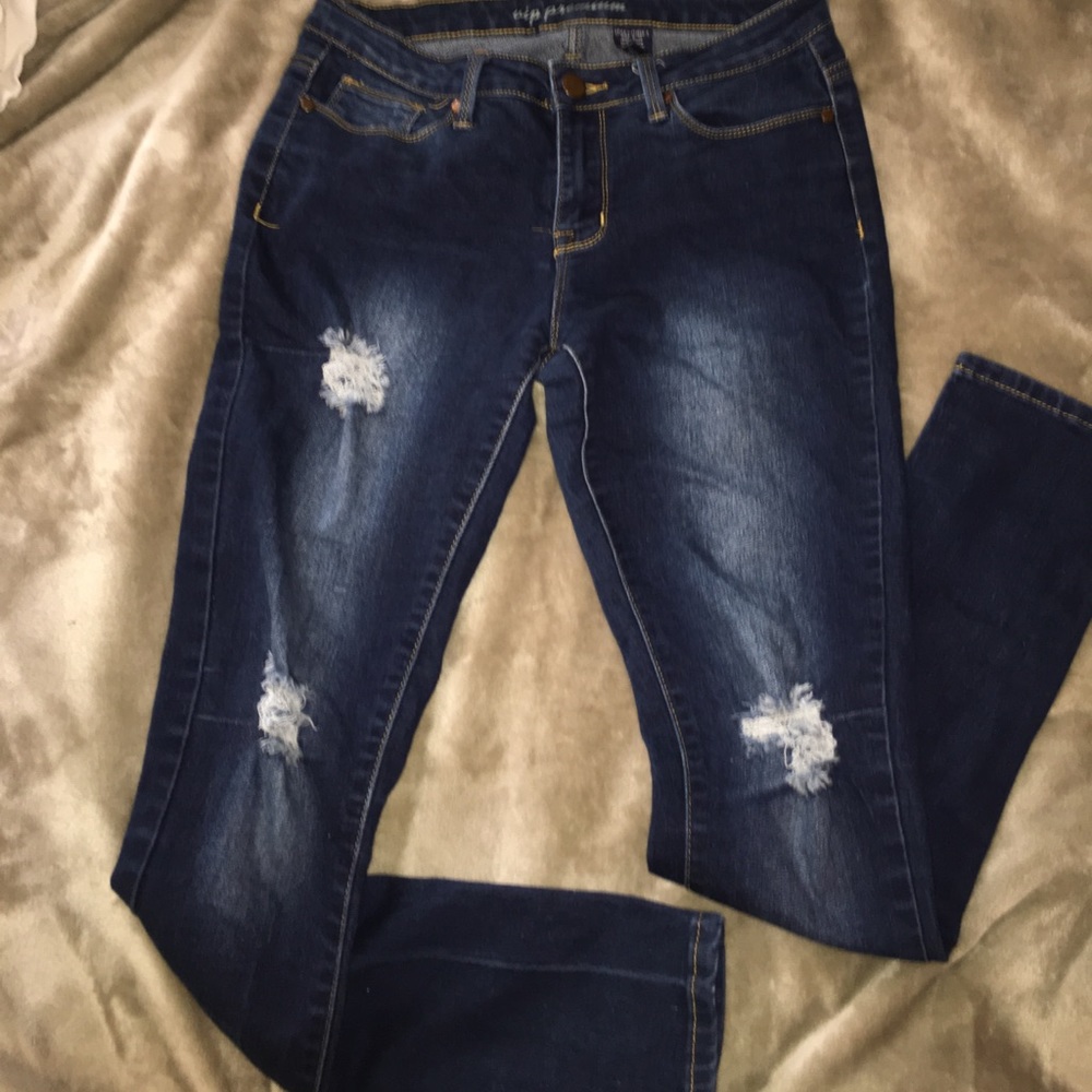 Vip premium ripped skinny jeans- juniors size 9/10