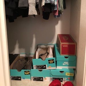 Brand new nike Janowski