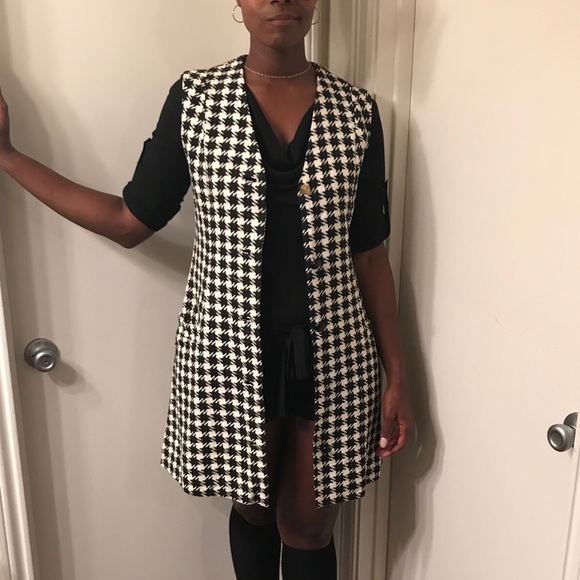 Vintage Houndstooth Vest - Picture 2 of 5