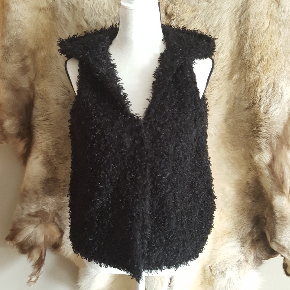 Faux Fur Hooded Vest With Pockets Size M Petite