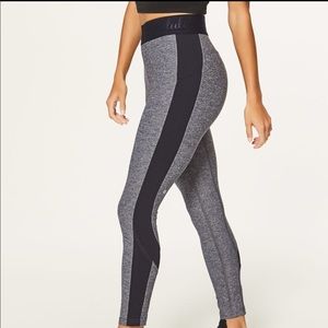 Lululemon box it out tight size 4