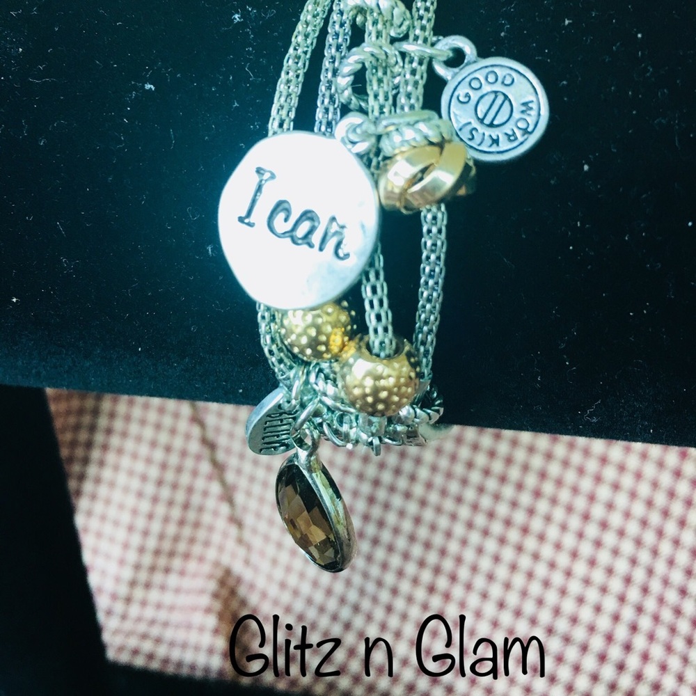🚨ONLY ONE LEFT🚨.........BRACELET