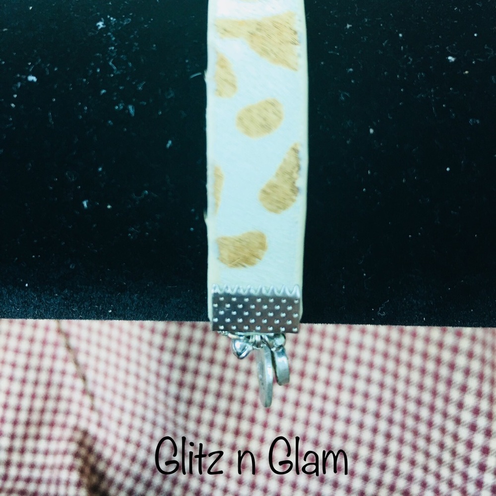 🚨ONLY ONE LEFT🚨.........BRACELET - Picture 3 of 6