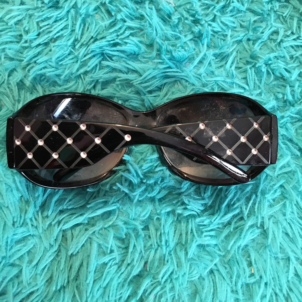 Sunglasses - Picture 2 of 2