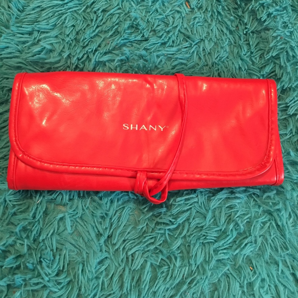 Makeup bag