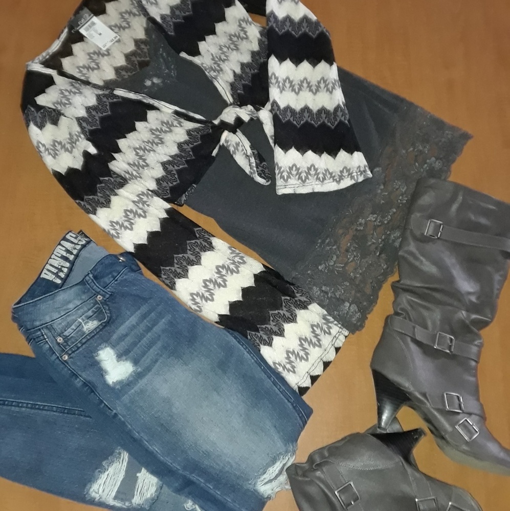 NWT  Rue 21 cardigan