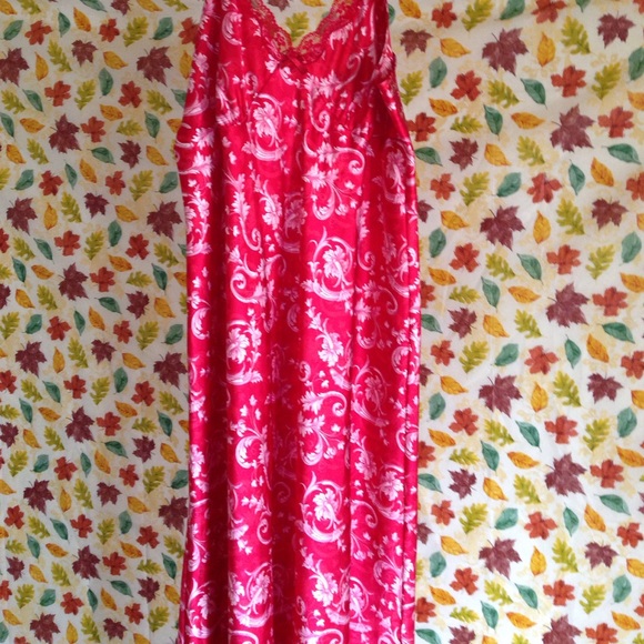 Nightie - Picture 1 of 1
