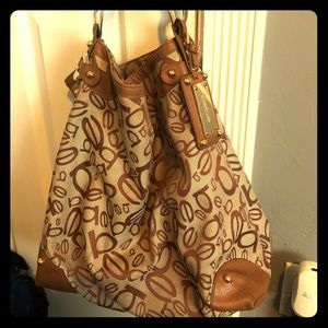 Bebe hobo bag. Med large purse