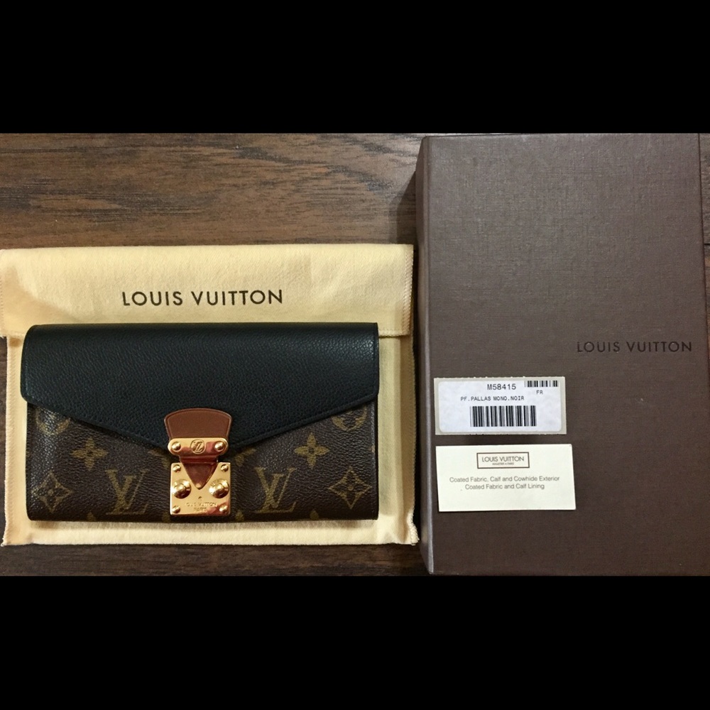 *SOLD* Louis Vuitton Pallas Noir Wallet
