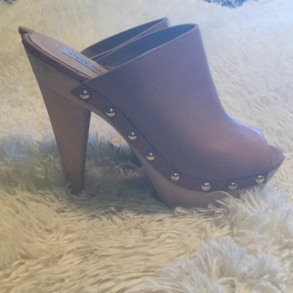 Steve Madden Peep toe Heels