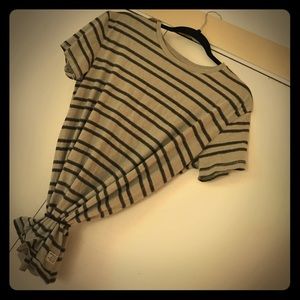 American Eagle casual t-shirt