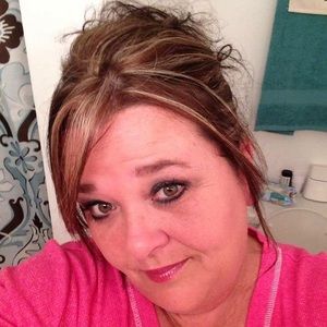 Meet your Posher, Sherry