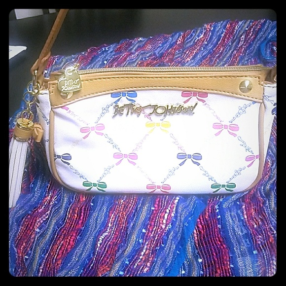 Betsey Johnson Let Us Lattice shoulder bag - Picture 1 of 4