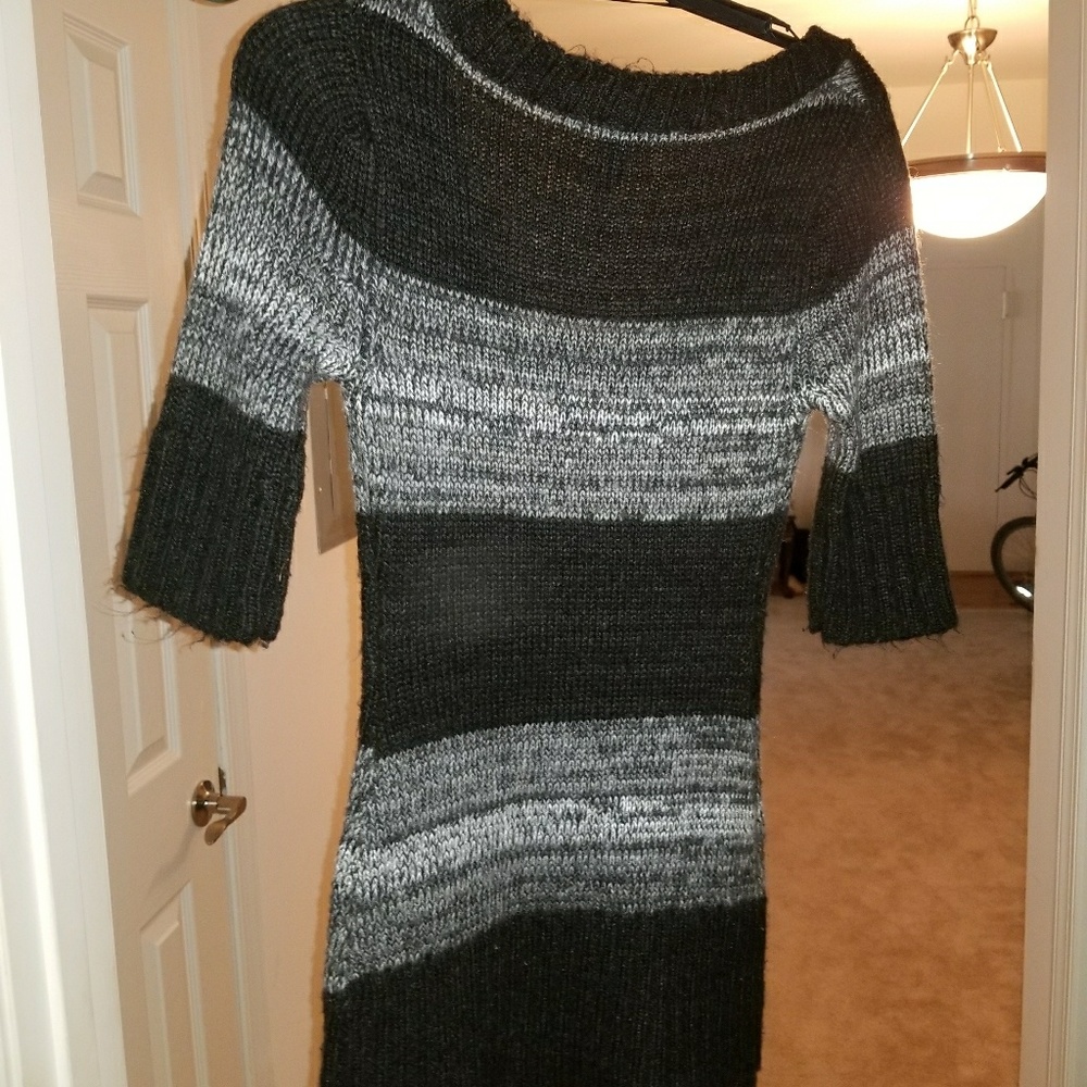 Fall/winter sweater - Picture 2 of 4