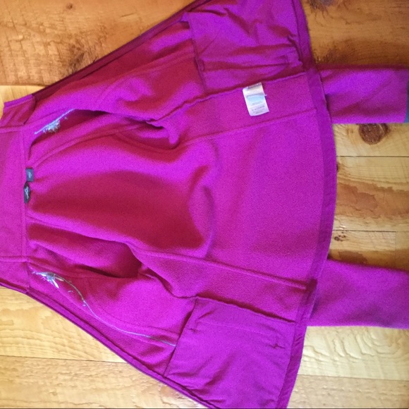 Eddie Bauer full zip fleece jacket - Picture 3 of 5