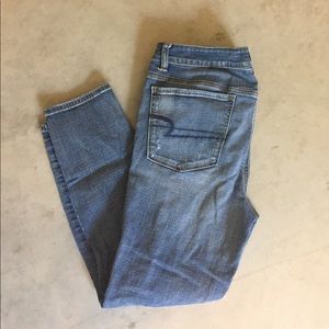American Eagle Jegging Ankle Distressed Jeans