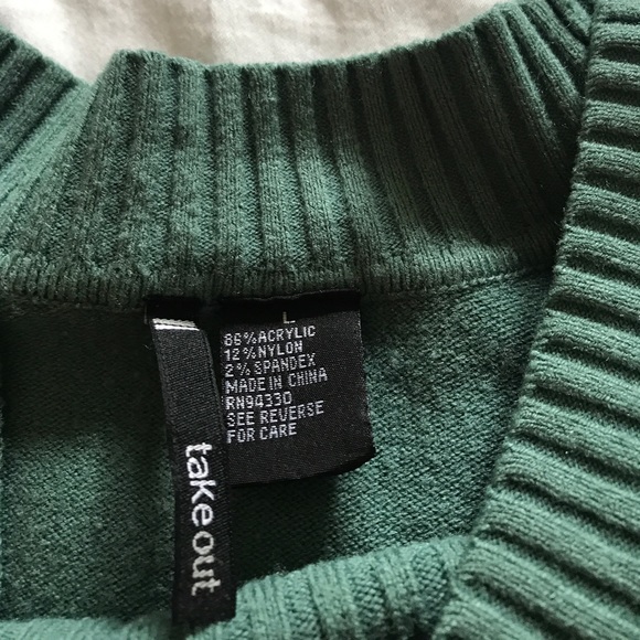 Pretty scoop neck sweater - Picture 3 of 3