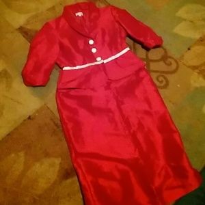 Sz 10 2piece ladies suit by Nicolette