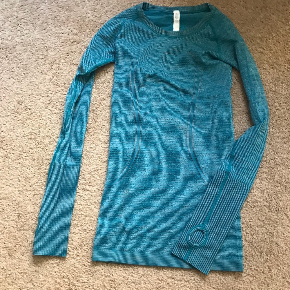 Lululemon NWOT swiftly tech 2