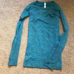 Lululemon NWOT swiftly tech 2
