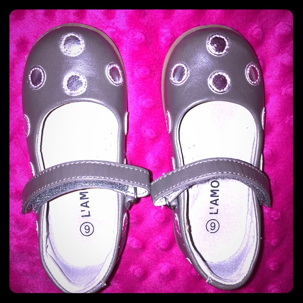 L'Mour Boutique Toddler Shoes -NWOT