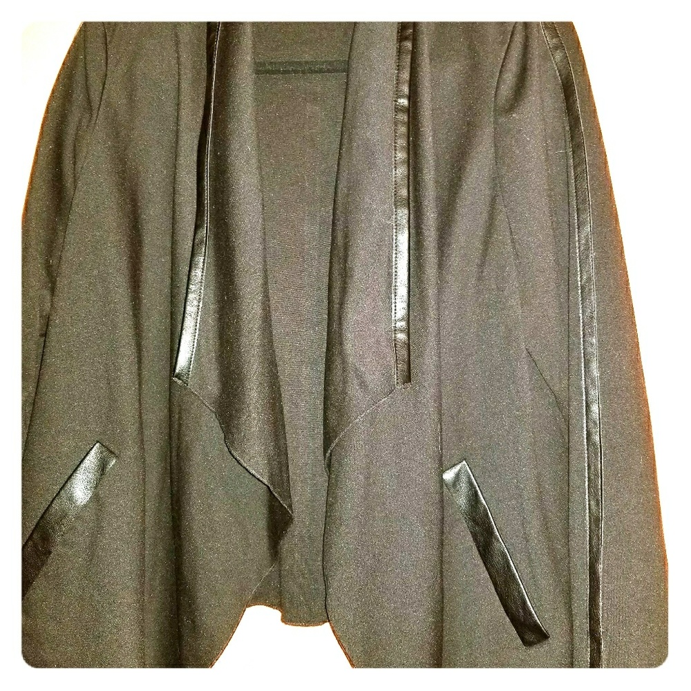 Calvin Klein flowey blazer