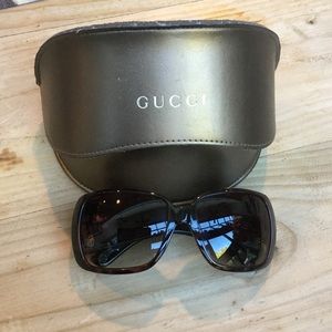Gucci large frame with gold hearts sunglasses