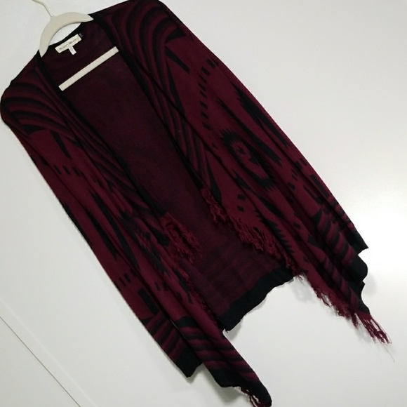 Aztec Print Sweater - Picture 2 of 7