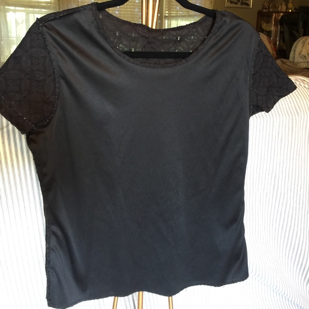 END OF YEAR SALE  Top short sleeve Black Lace  New York/ Sere Nade - Picture 4 of 4