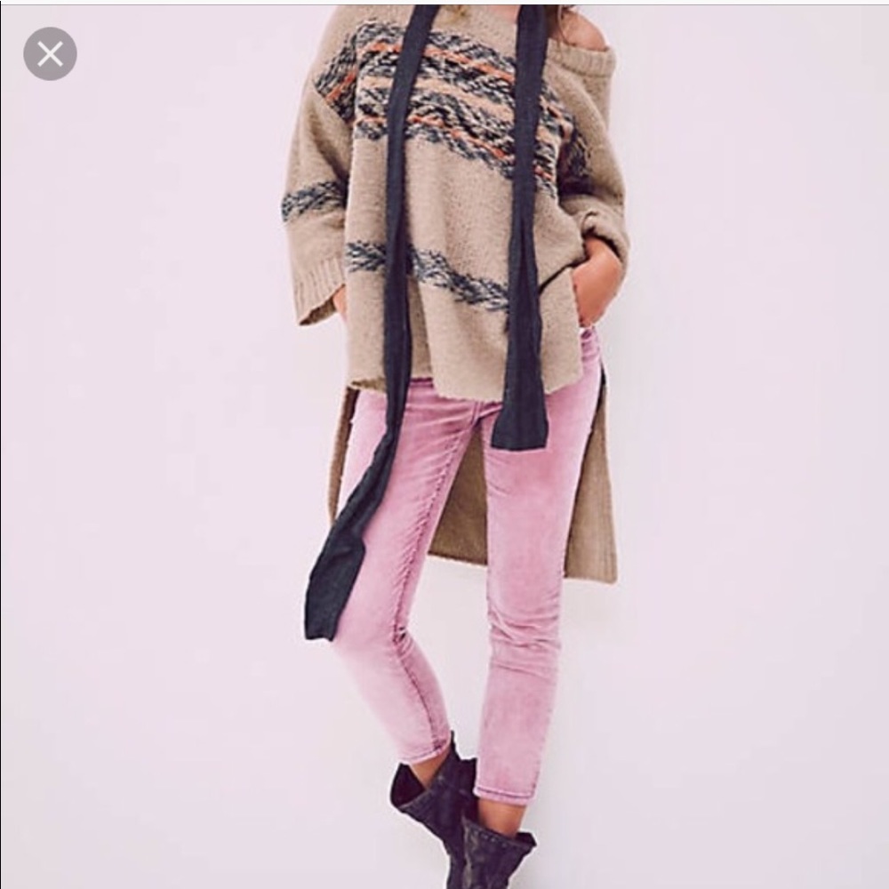 SALE🛎EUC FREE PEOPLE ROLLER CROP CORD MERLOT PINK