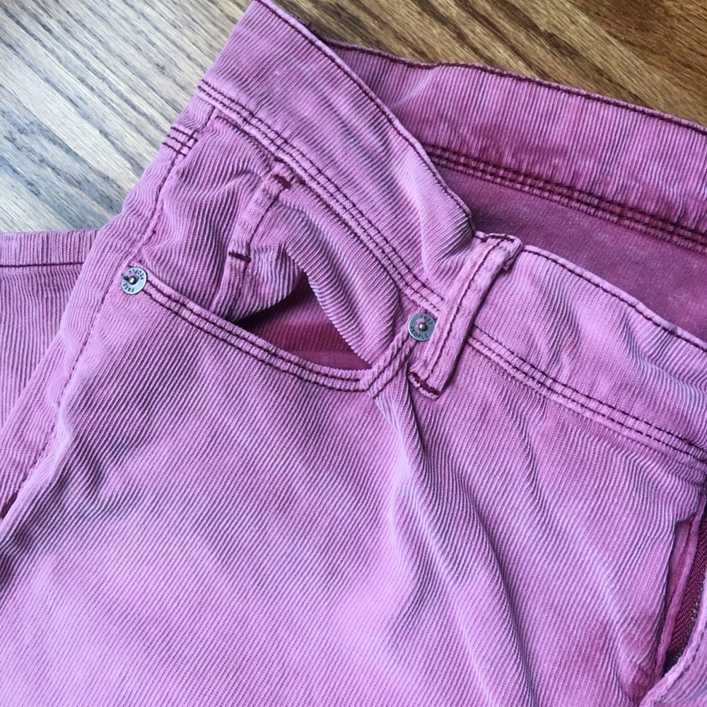 SALE🛎EUC FREE PEOPLE ROLLER CROP CORD MERLOT PINK - Picture 7 of 8