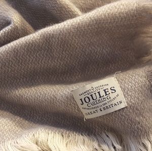 ❄ JOULES SCARF ❄
