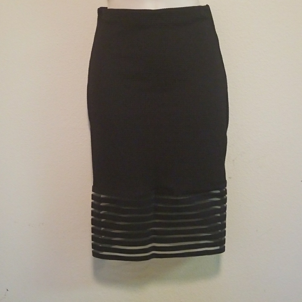 Peek a boo bottom pencil skirt