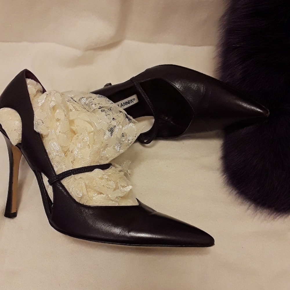 Manolo Blahnik stilettos, purple! Size 38