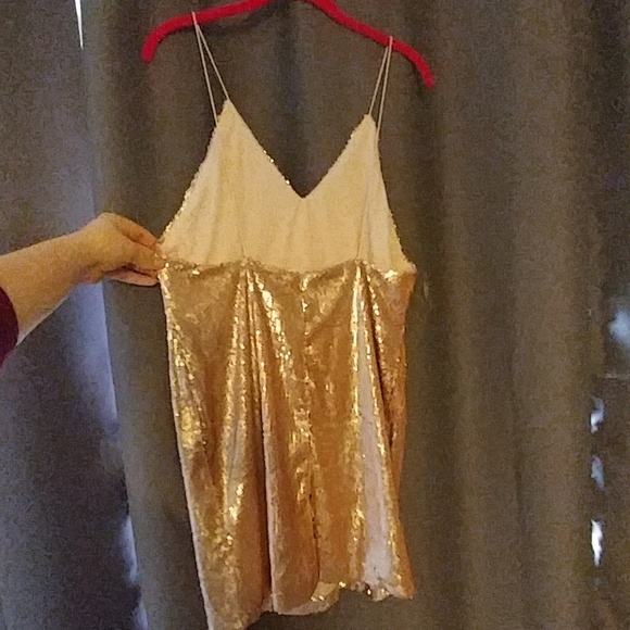 Party dress - Picture 2 of 3