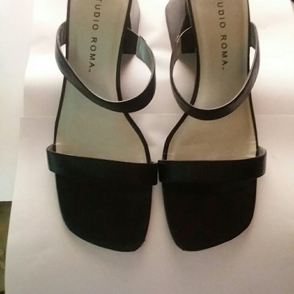 STUDIO ROMA SHOES - Picture 2 of 7