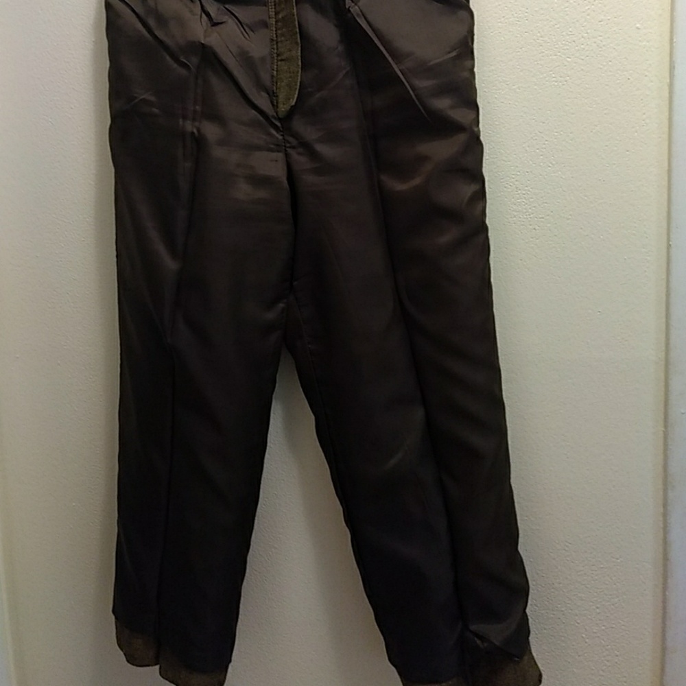 Chelsea Studio Capris - Picture 4 of 4