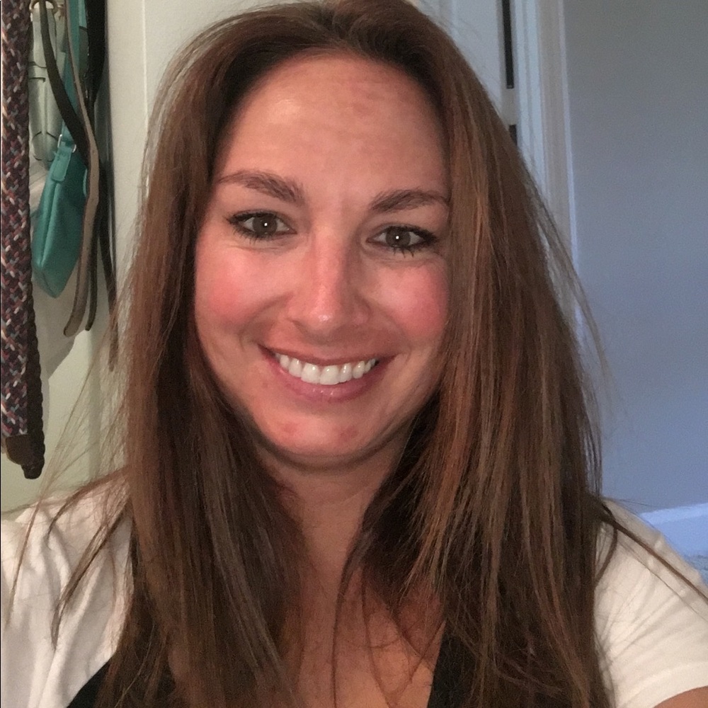 Meet your Posher, Dana