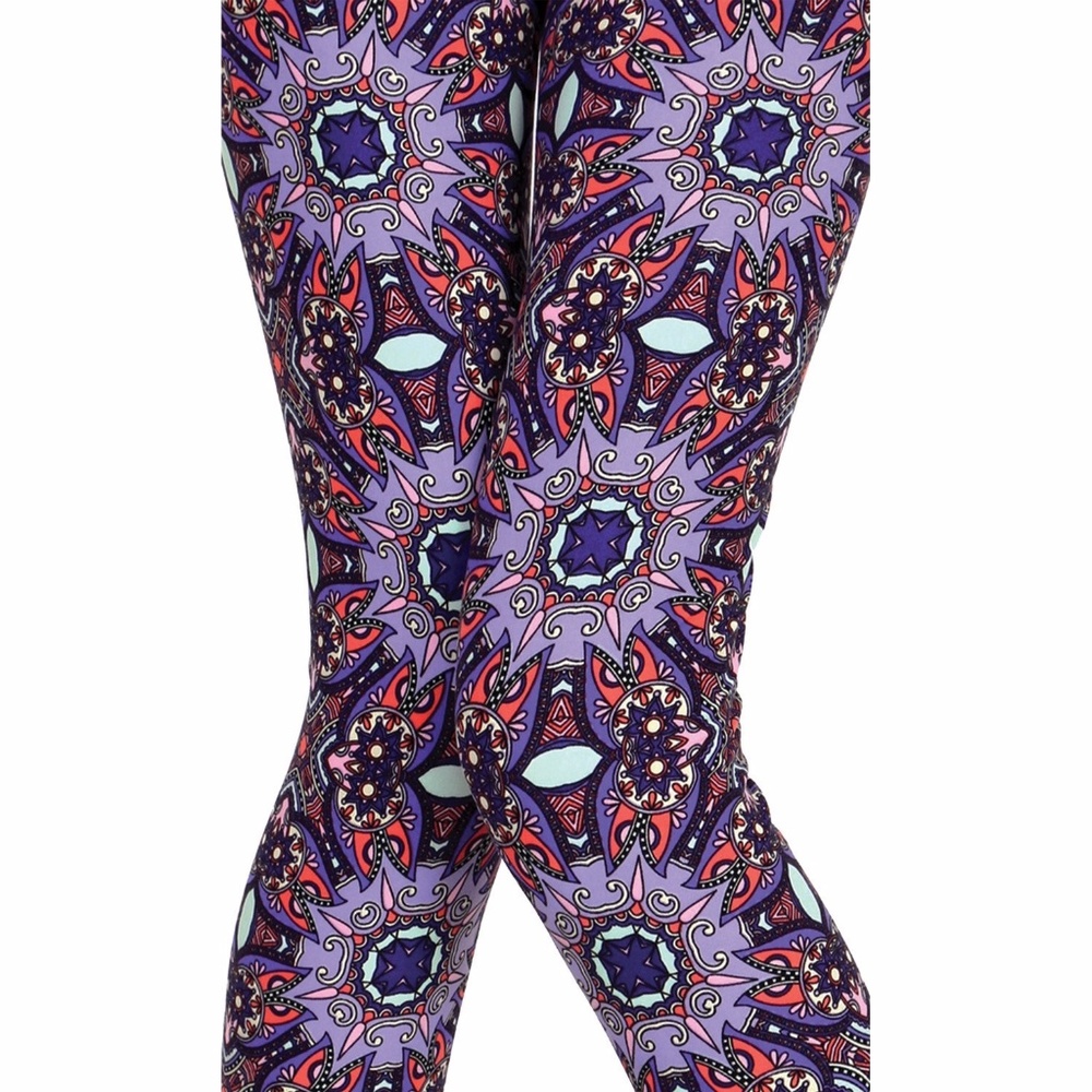 Latest Trend Purple Express Leggings