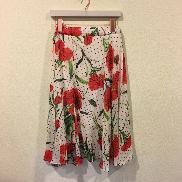 Shein red floral polka dot skirt - Picture 4 of 4