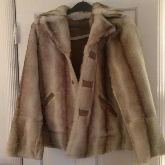 Dennis Basso Reversible Faux Fur Coat - Picture 2 of 6