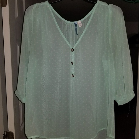 Spring Blouse - Picture 1 of 3