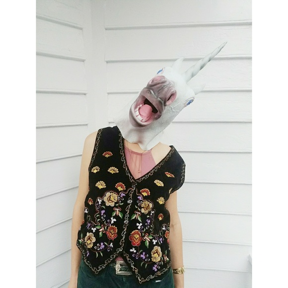 New Directions L Embroidered Vest Black Floral - Picture 5 of 6