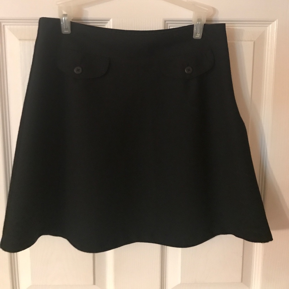 Gap juniors size 10 black skirt