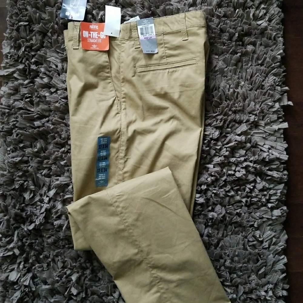 Dockers On The Go Straight Fit Pants