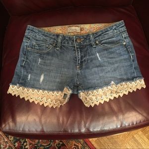 Paige Jean shorts with detail size 28