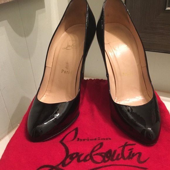 Christian louboutin black classic heels - Picture 1 of 6