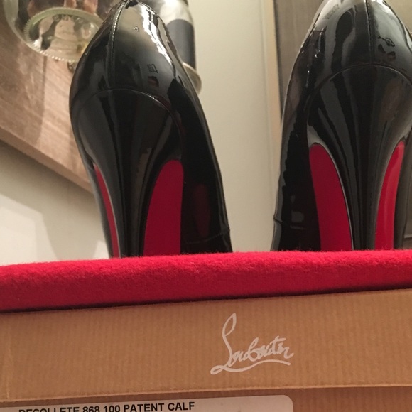 Christian louboutin black classic heels - Picture 3 of 6