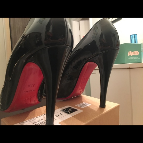 classic black louboutin heels