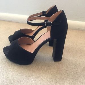 Black open toe heels